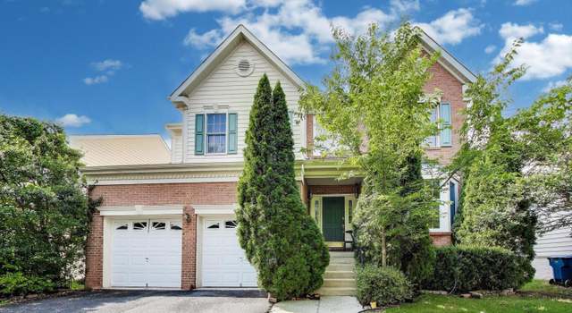 Property at 42647 Harris St, Chantilly, VA 20152, 4 beds, 3.5 baths