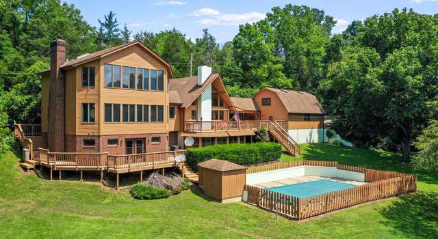 Photo of 127 N West Turn, Shenandoah, VA 22849