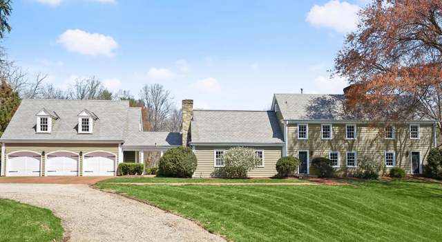 Photo of 8824 Gallant Green Dr, Mclean, VA 22102