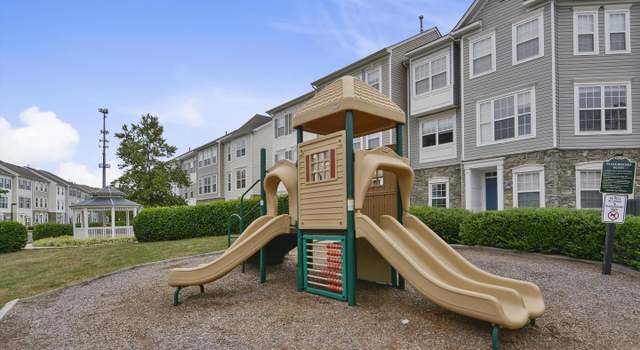 Photo of 21766 Dryden Ct, Ashburn, VA 20147