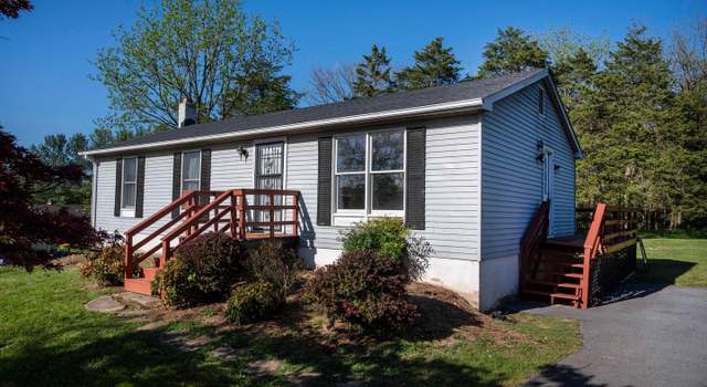 Photo of 187 Jessica Pl, Toms Brook, VA 22660