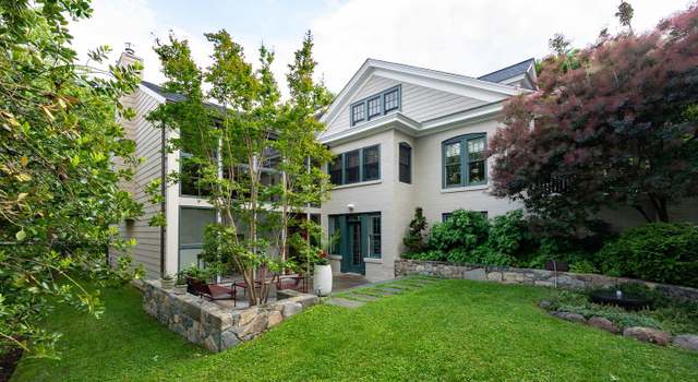 Photo of 120 W Maple St, Alexandria, VA 22301