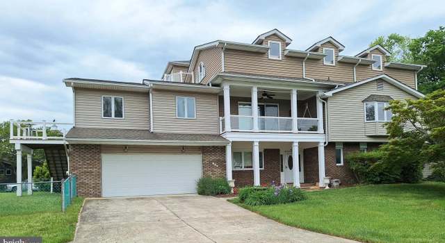 Photo of 839 Shore Dr, Edgewater, MD 21037