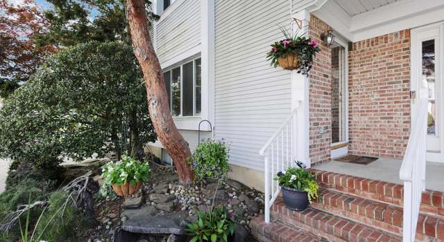 Photo of 81 Jamie Ct, Monmouth Junction, NJ 08852