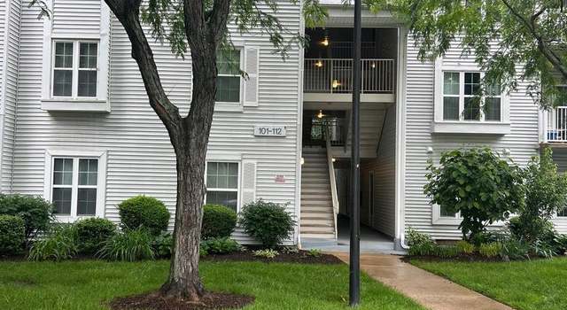 Photo of 102 Stone Hurst Ct #102, New Castle, DE 19720