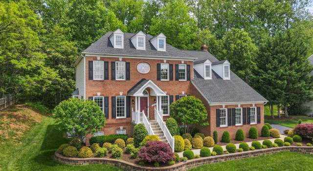 Property at 5325 Sandy Point Ln, Clifton, VA 20124, 4 beds, 3.5 baths