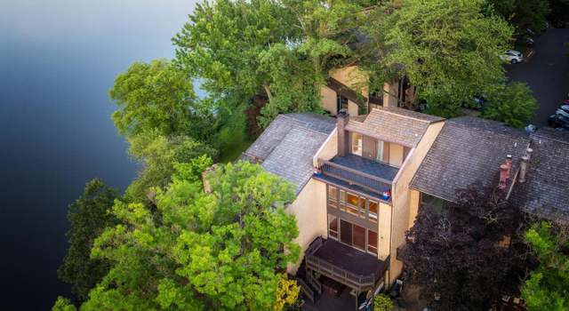 Photo of 2003 Lakebreeze Way, Reston, VA 20191