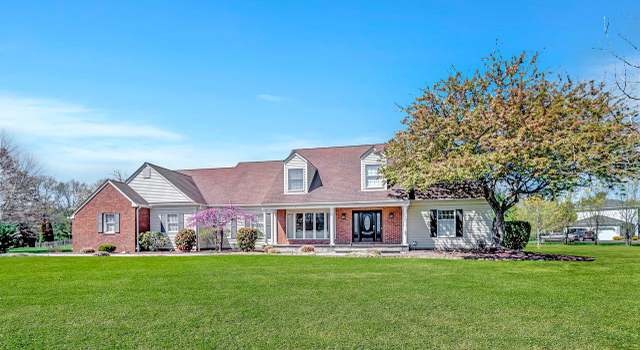 Photo of 2 Becket Ct, Princeton Junction, NJ 08550