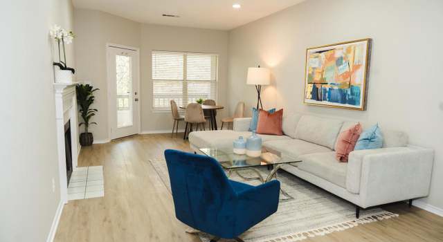 Photo of 4401 Sedgehurst Dr #204, Fairfax, VA 22033