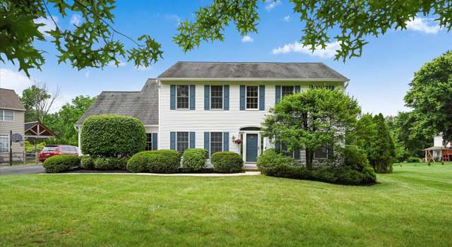 Photo of 104 Brookhollow Dr, Downingtown, PA 19335