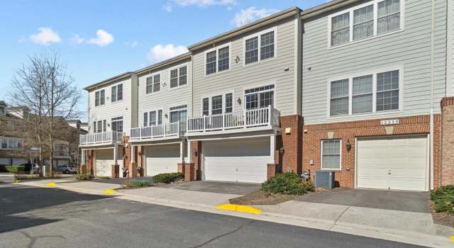 Photo of 12233 Water Elm Ln, Fairfax, VA 22030