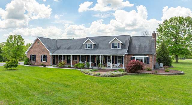 Photo of 16 Zerbe Dr, Bernville, PA 19506