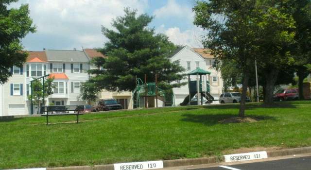 Photo of 9029 Old Hickory Ct, Manassas, VA 20110