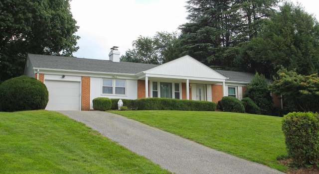 Photo of 3236 Old Fence Ct, Ellicott City, MD 21042