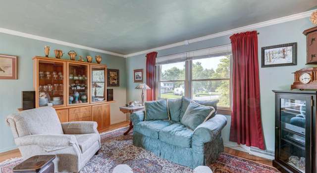 Photo of 157 N Tamenend Ave, Doylestown, PA 18901