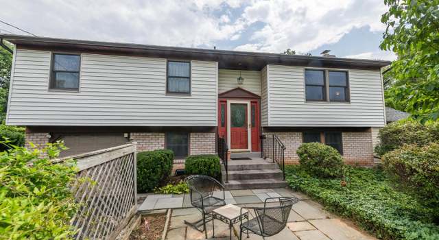 Photo of 157 N Tamenend Ave, Doylestown, PA 18901