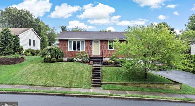Photo of 1988 Linden Ln, Whitehall, PA 18052