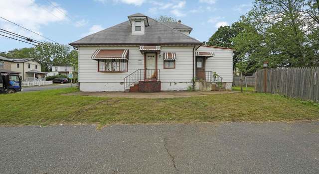 Photo of 525 Derousse Ave, Pennsauken, NJ 08110