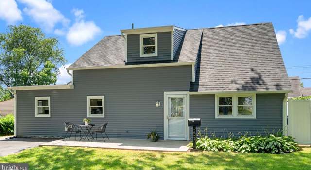 Photo of 297 Holly Dr, Levittown, PA 19055