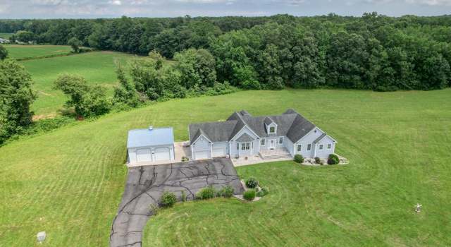 Property at 145 Rocky Meadow Ln, Dover, DE 19904, 3 beds, 2.5 baths