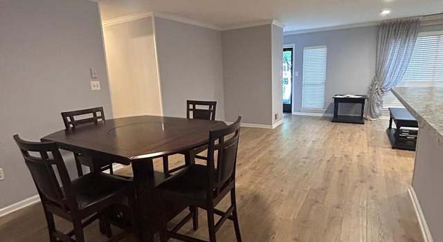 Photo of 20 Versailles Ct, Trenton, NJ 08619
