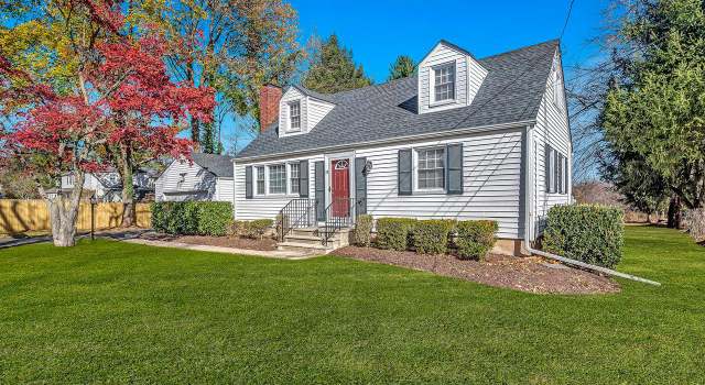 Photo of 17 Montgomery Ave, Rocky Hill, NJ 08553