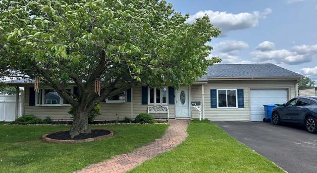 Photo of 44 Sugarmaple Ln, Levittown, PA 19055