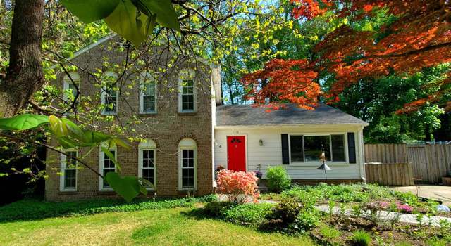 Photo of 1516 Winding Waye Ln, Silver Spring, MD 20902