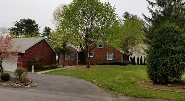 Photo of 205 Pine Blvd, Orwigsburg, PA 17961