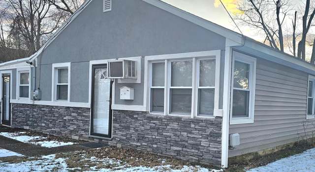 Photo of 21 Dorset Dr, Trenton, NJ 08618