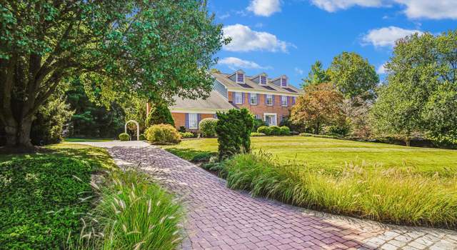 Property at 10022 Banner Country Ct, Gaithersburg, MD 20882, 5 beds, 4 baths