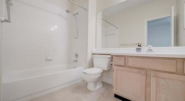 Photo of 14300 Rosy Ln #26, Centreville, VA 20121