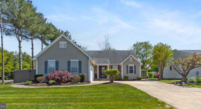 Photo of 1 Charles Dr, New Castle, DE 19720