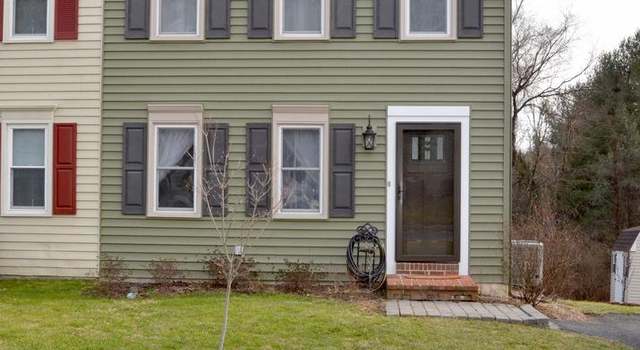 Photo of 1681 Chadwick Cir, Lancaster, PA 17603