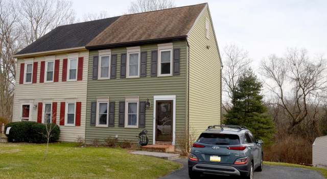 Photo of 1681 Chadwick Cir, Lancaster, PA 17603