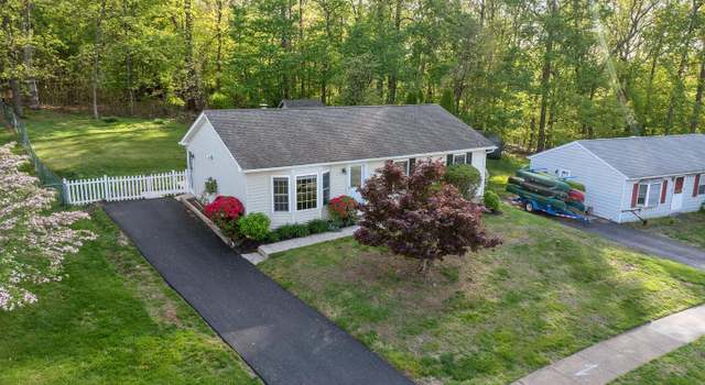 Photo of 19 Casselberry Dr, Audubon, PA 19403