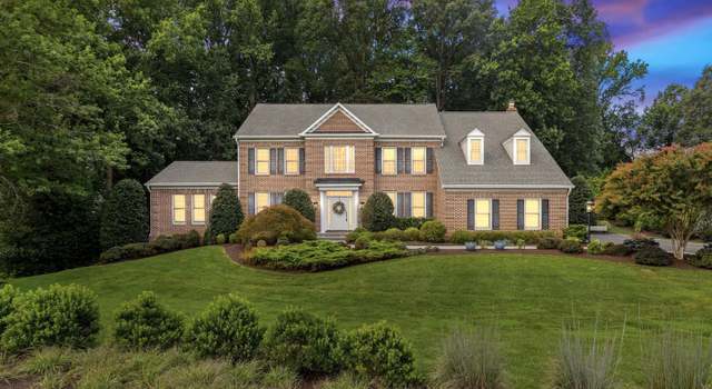 Photo of 9709 Brookstone Ln, Vienna, VA 22182