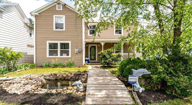 Photo of 202 Jackson Ave, Elkton, VA 22827