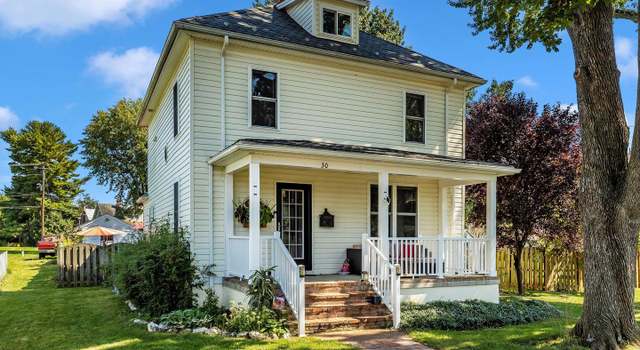 Photo of 30 Lombard St, Thurmont, MD 21788
