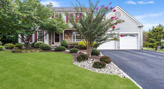 Photo of 7 Webster Ct, Plainsboro, NJ 08536
