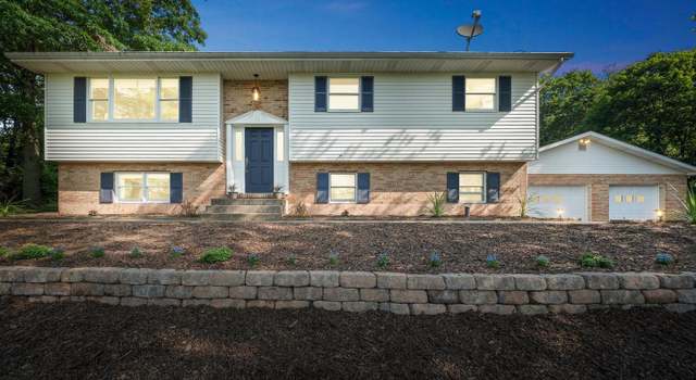 Photo of 2922 Dogwood Dr, Coopersburg, PA 18036
