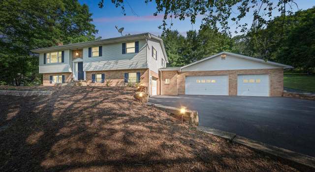 Photo of 2922 Dogwood Dr, Coopersburg, PA 18036
