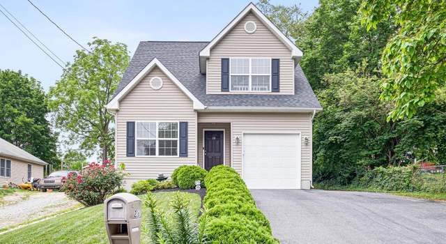 Photo of 216 Old Churchmans Rd, New Castle, DE 19720