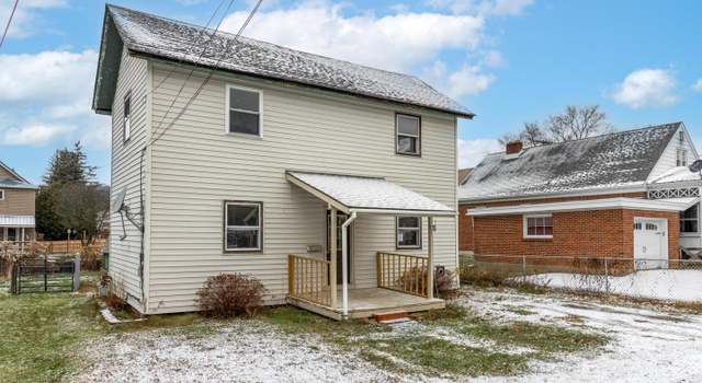 Photo of 125 1/2 Erie Ave, Johnsonburg, PA 15845