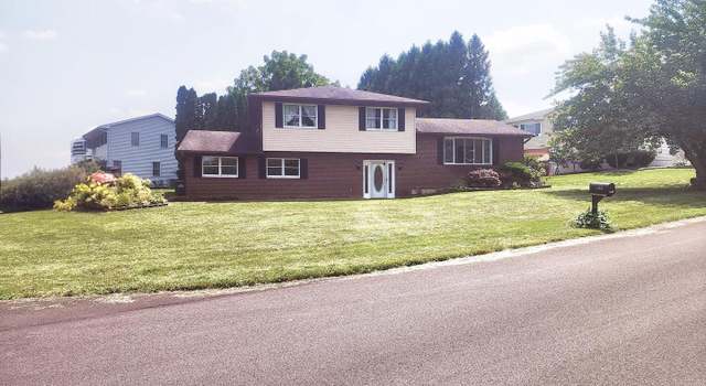 Photo of 3466 Lafayette Dr, Bethlehem, PA 18020