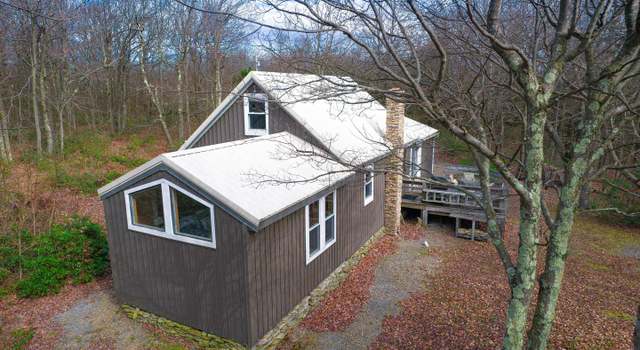 Photo of 384 Scrub Oak Rd, New Paris, PA 15554