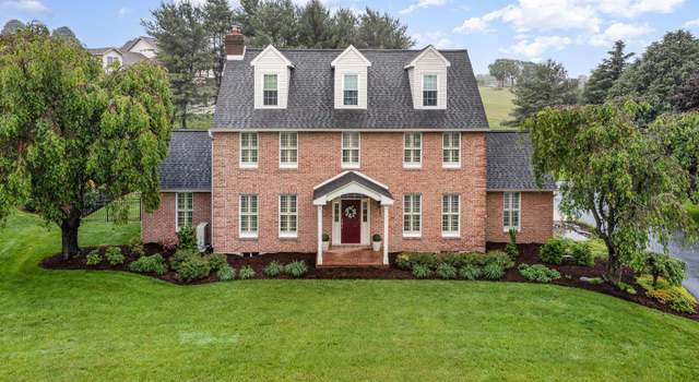 Photo of 10 Highland Dr, Palmyra, PA 17078