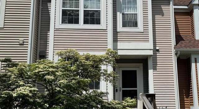 Photo of 5653 Thorndyke Ct, Centreville, VA 20120