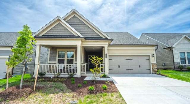 Property at 21729 Hawksbill High Cir, Sterling, VA 20164, 2 beds, 3 baths