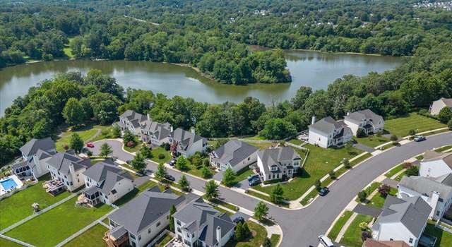Photo of 35946 Shrewsbury Ct, Round Hill, VA 20141